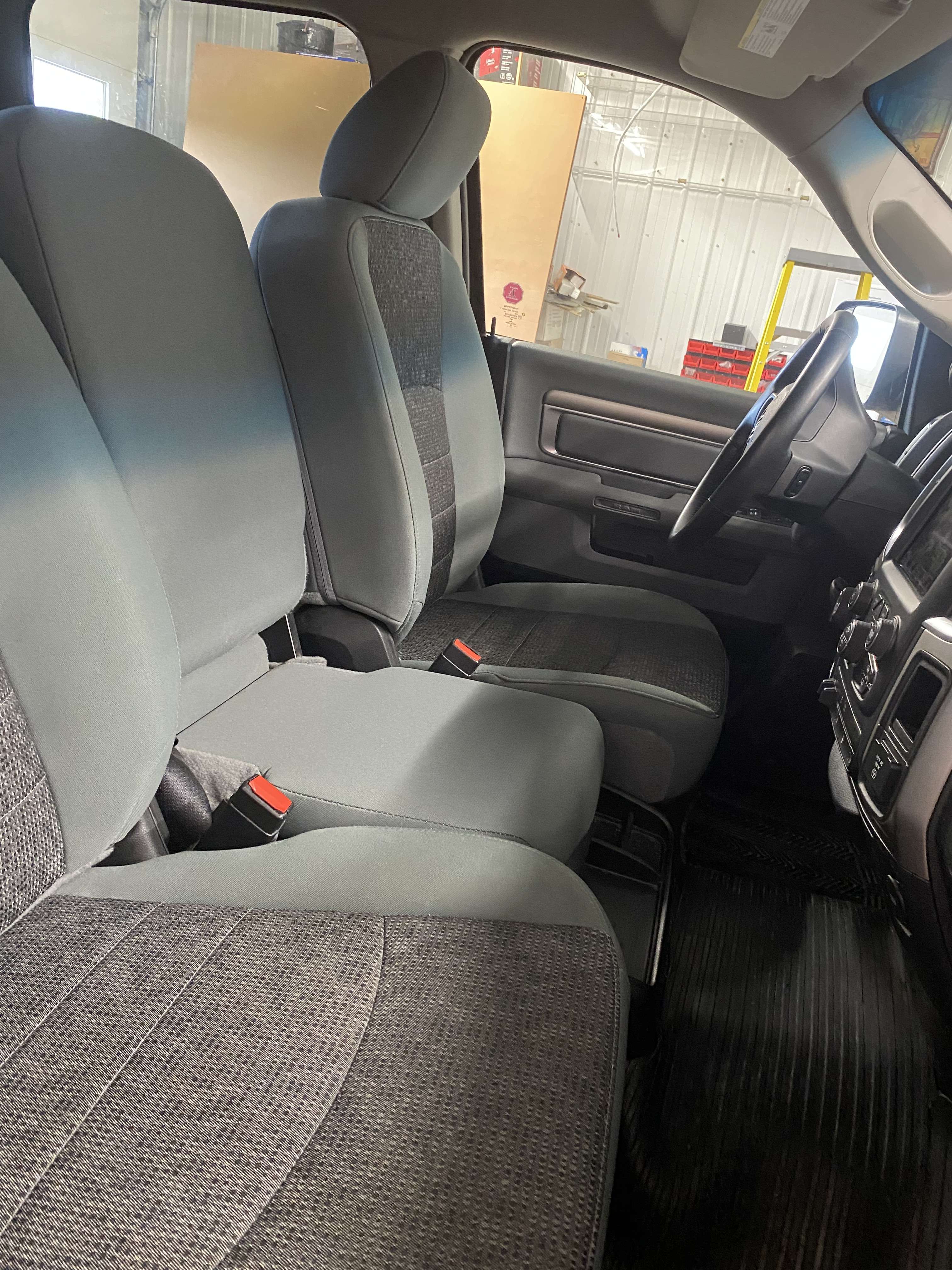 2018 Ram 1500 SLT